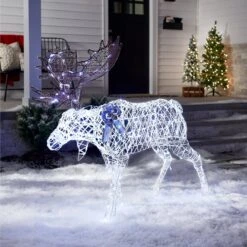 50 In. Pre-lit Moose Decoration -Christmas Trees Sales DF 200002L Lifestyle