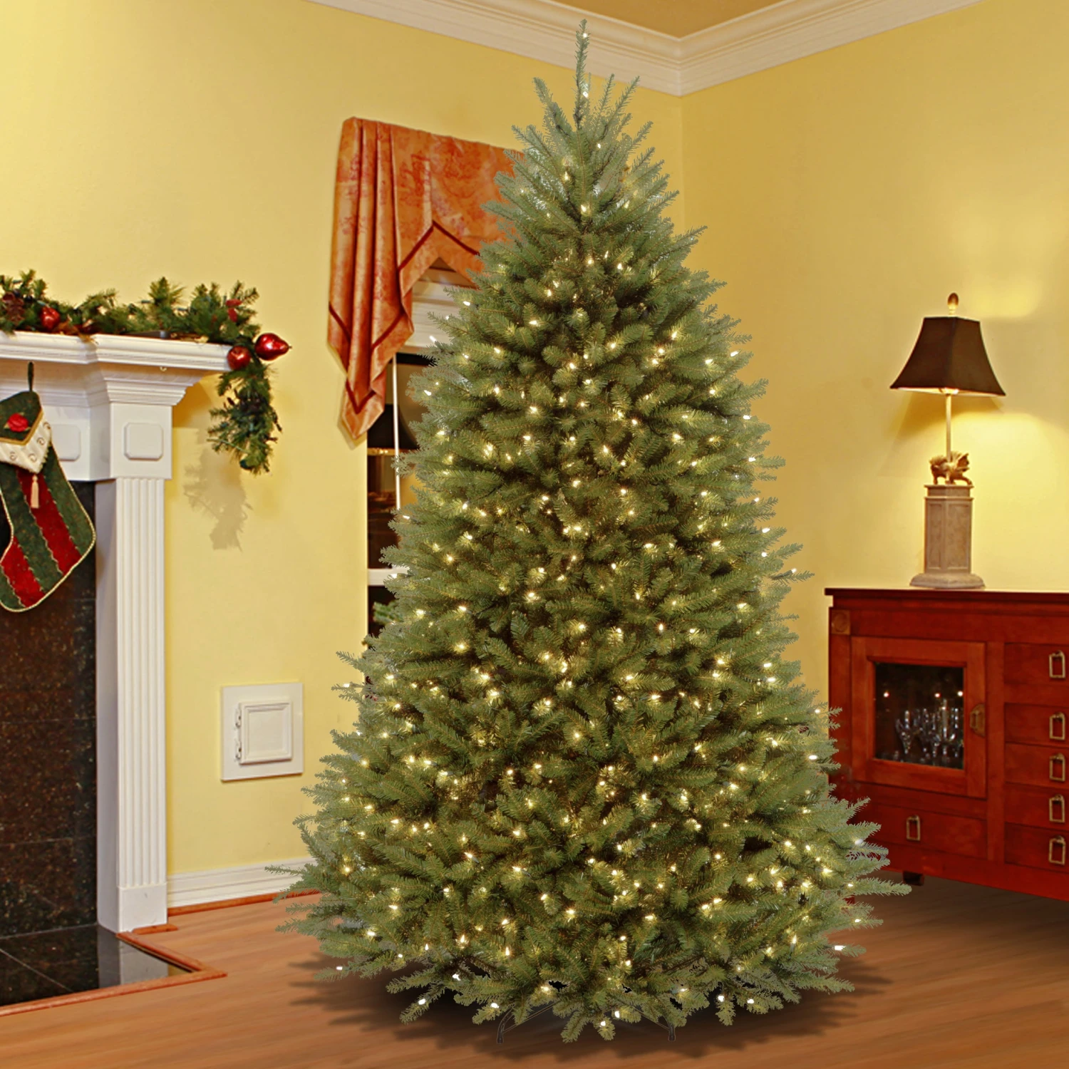 9 Ft. Pre-Lit Dunhill Fir Tree With Clear Lights 15 9 Ft. Pre-Lit Dunhill Fir Tree With Clear Lights - Image 15