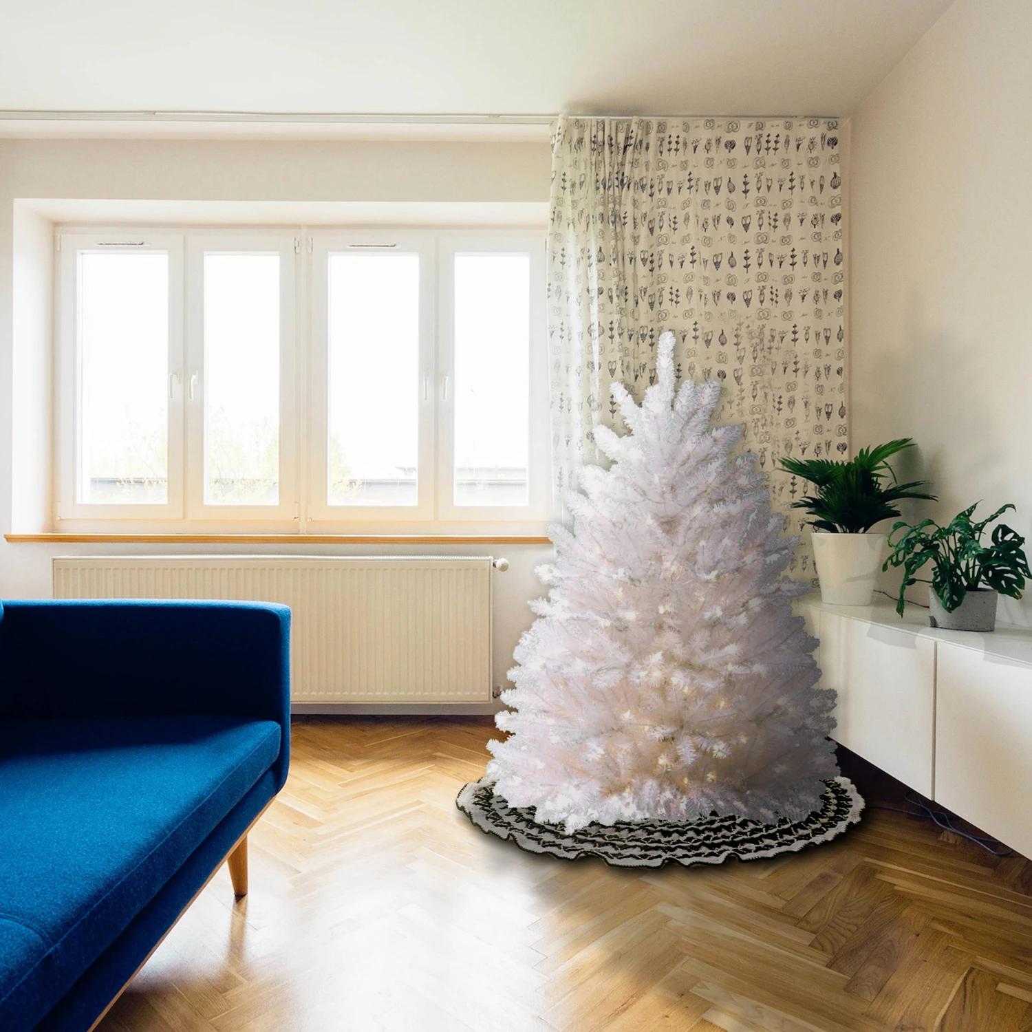 4.5 Ft. Pre-Lit Dunhill White Fir Tree With Clear Lights 2 4.5 Ft. Pre-Lit Dunhill White Fir Tree With Clear Lights - Image 2