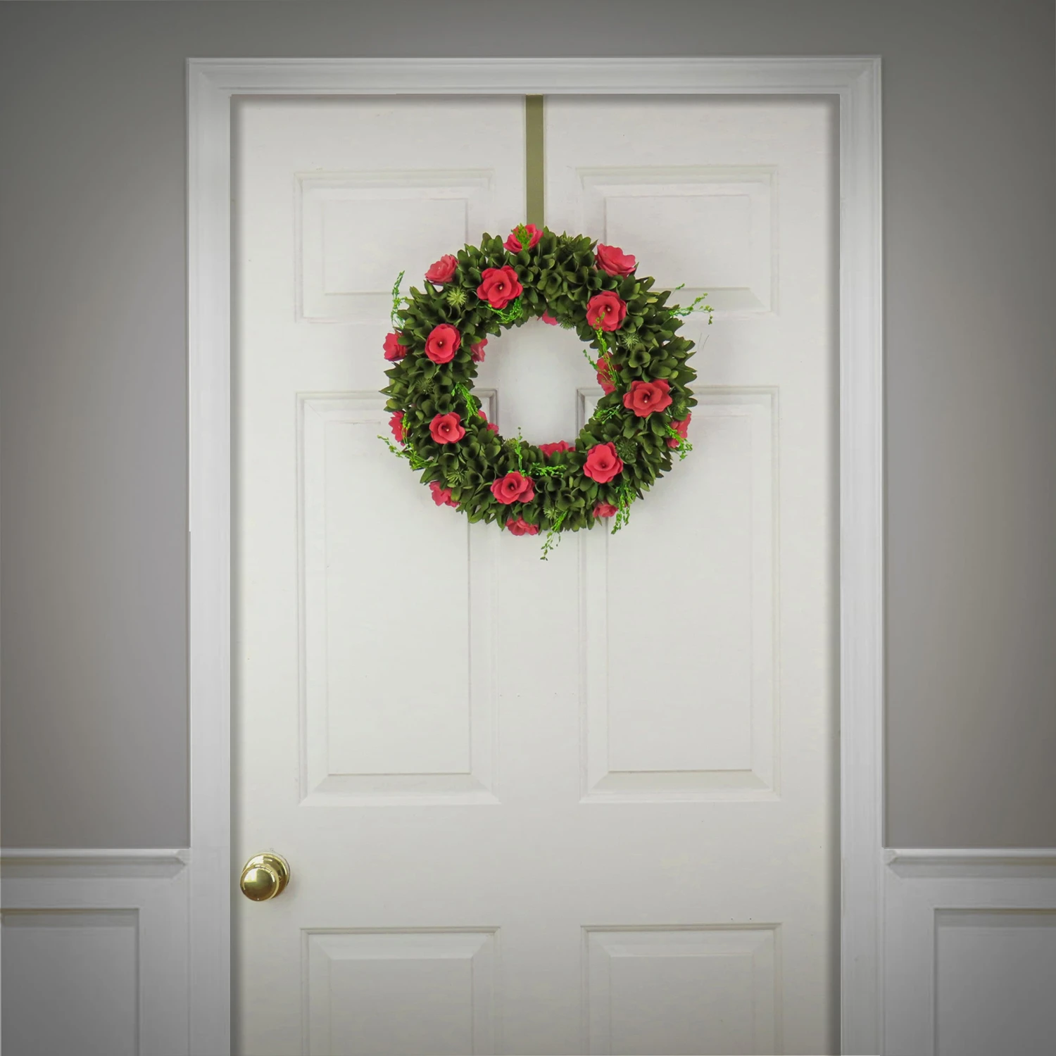 18 In. Spring Wreath With Green Assorted Flower Blooms, Seed Pods, Flowing Green Stems 2 18 In. Spring Wreath With Green Assorted Flower Blooms, Seed Pods, Flowing Green Stems - Image 2