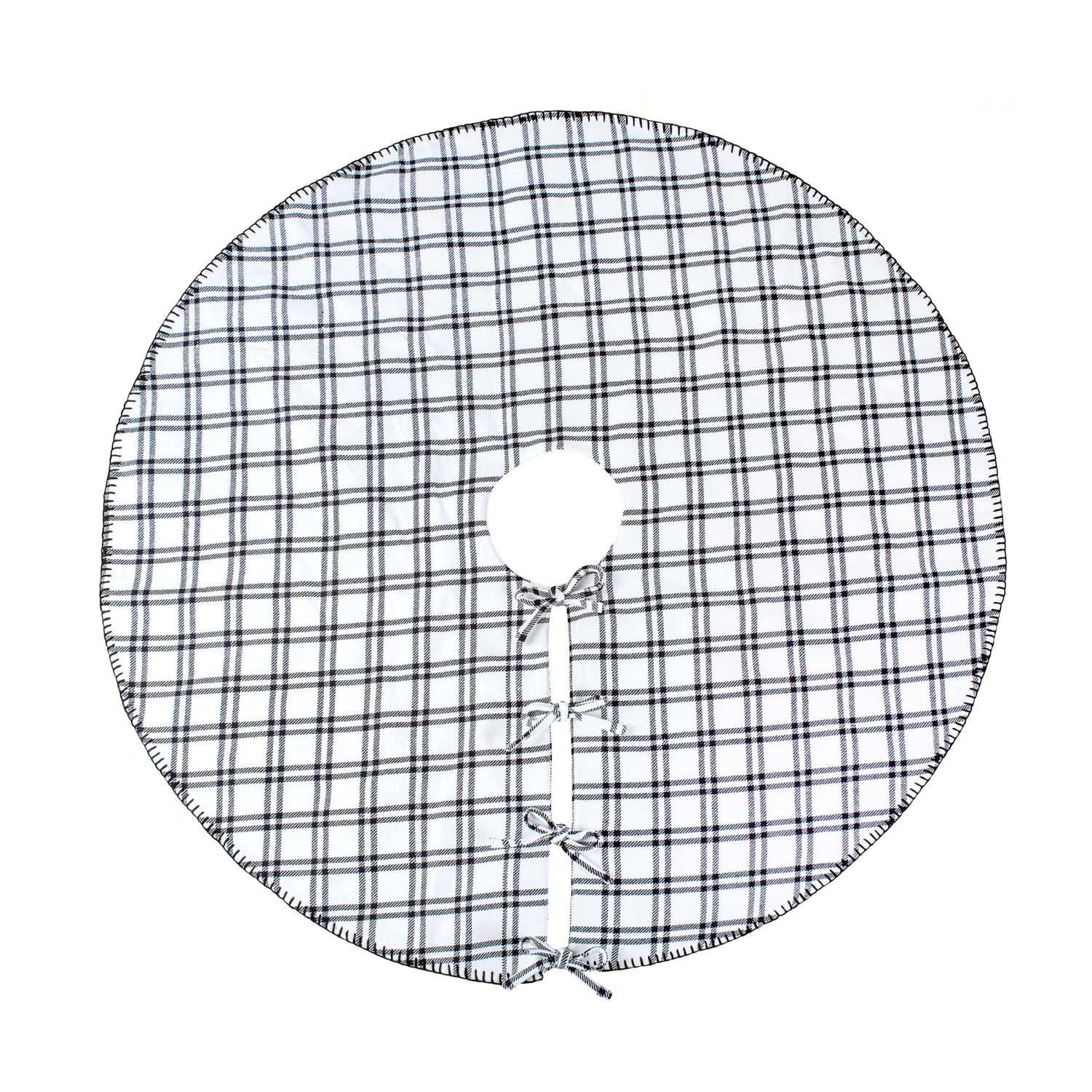 48 In. HGTV Home Collection Black White Ric Rac Border Tree Skirt 1 48 In. HGTV Home Collection Black White Ric Rac Border Tree Skirt