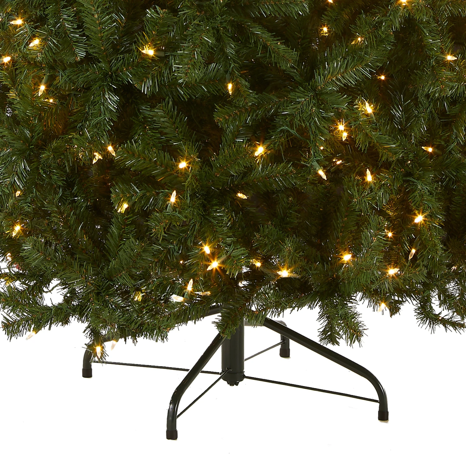 7.5 Ft. Pre-Lit North Valley Spruce Tree With PowerConnect Dual Color LED Lights 4 7.5 Ft. Pre-Lit North Valley Spruce Tree With PowerConnect Dual Color LED Lights - Image 4