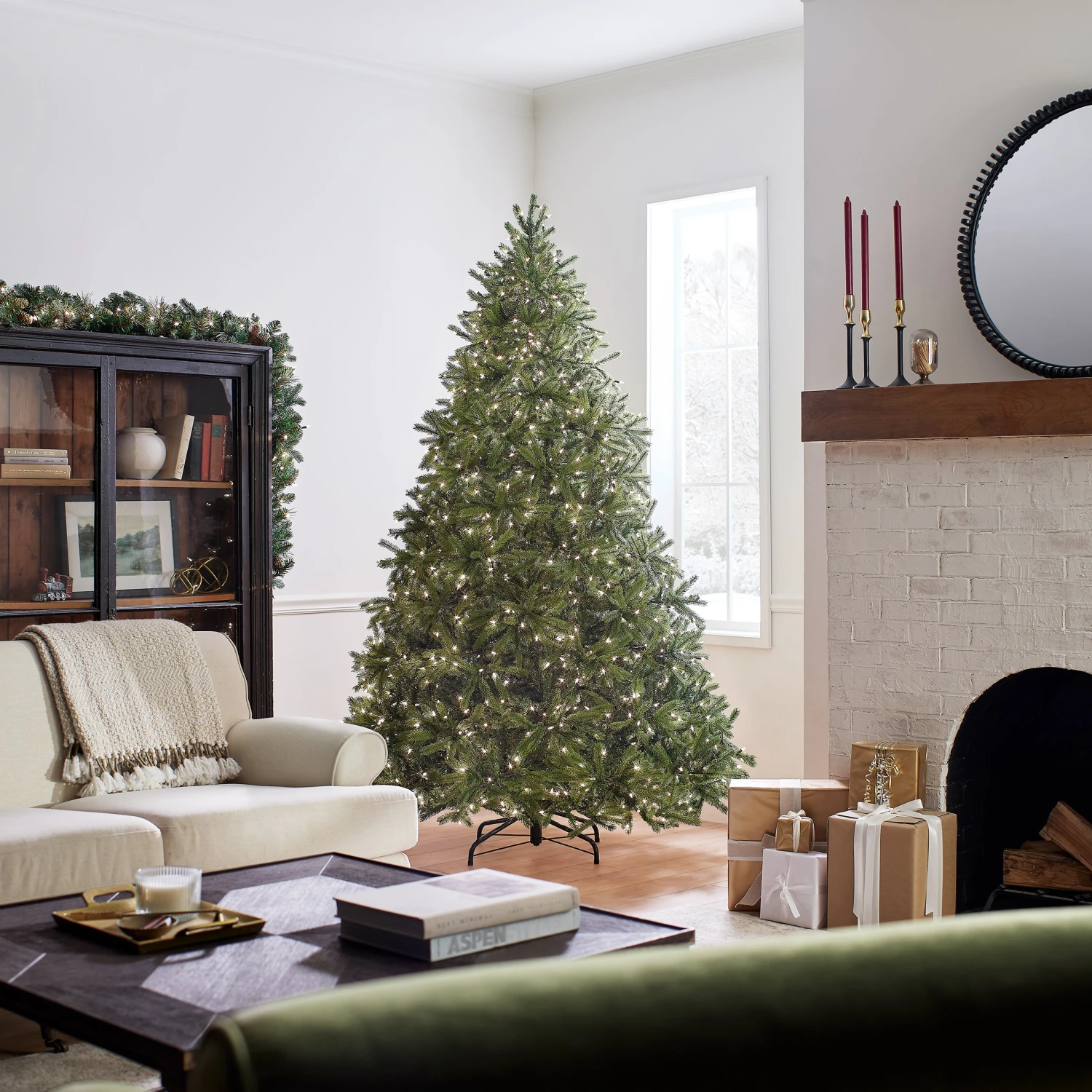 7.5 Ft. Pre-Lit Jersey Fraser Fir Tree With Clear Lights 7 7.5 Ft. Pre-Lit Jersey Fraser Fir Tree With Clear Lights - Image 7