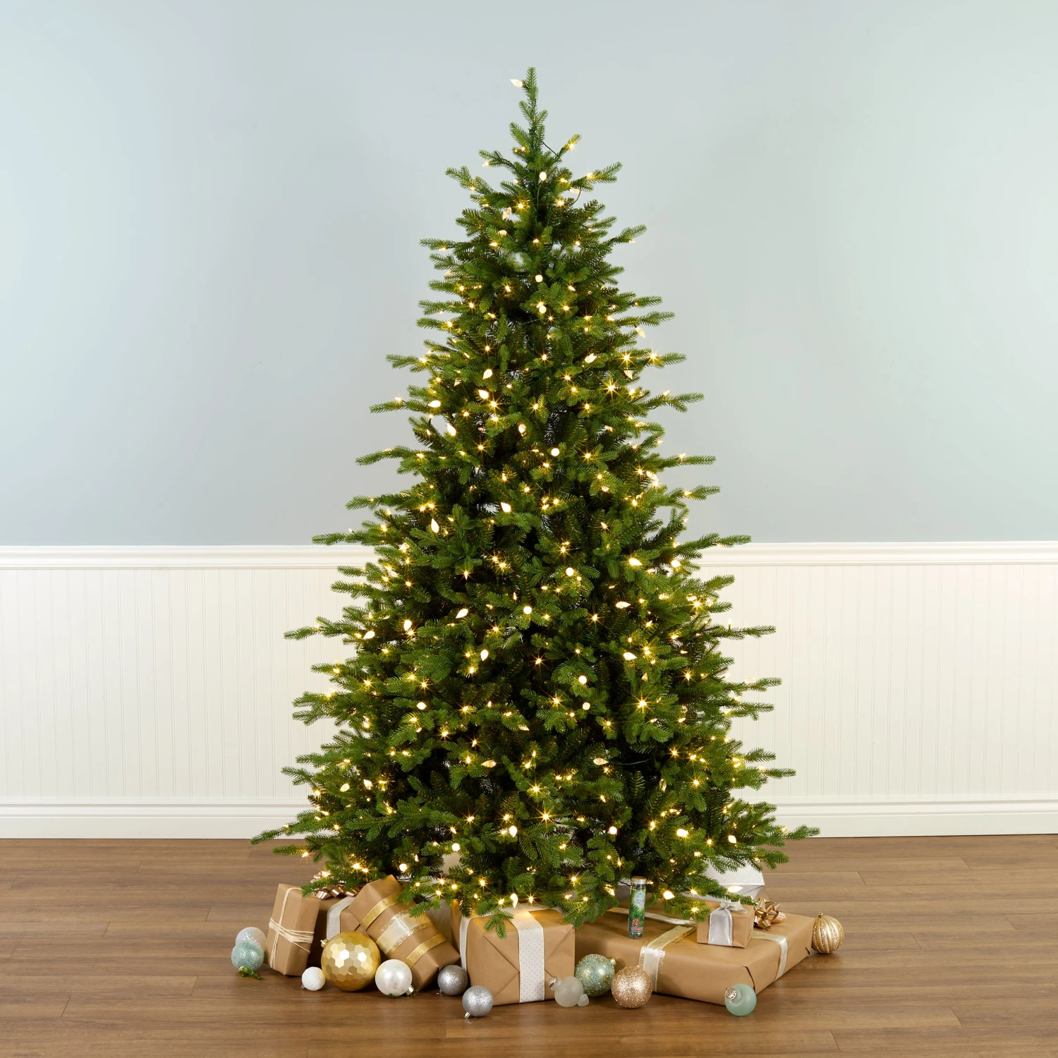 7.5 Ft. Pre-Lit Vienna Fir Tree With Dual Color LED Lights 6 7.5 Ft. Pre-Lit Vienna Fir Tree With Dual Color LED Lights - Image 6